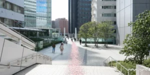 新宿 サザンテラス 歩道橋 マインズタワー エスカレーター 通勤ルート チャットレディ 花びらの道